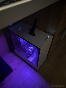 PC | i5 9600K | GTX 1080Ti | 16GB DDR4 | 1TB NVMe - 2