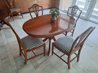 KVALITNÝ DREVENÝ ROZKLÁDACÍ STOL + 4 ŽIDLE VELMI DRAHÝ MODEL - 2