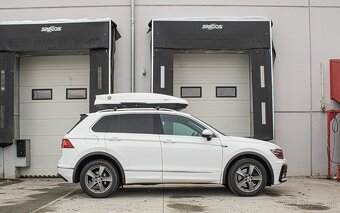 Volkswagen Tiguan 2.0TDI R-Line 140kW 4MOTION DSG - 2