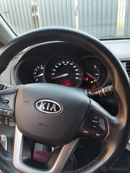 Kia Rio - 2