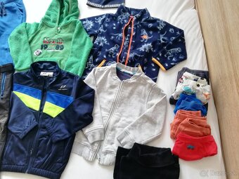 Oblečenie pre 2-4 r. - 2