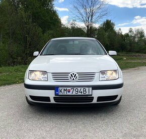 Volkswagen Bora 1.9 TDI Basis - 2