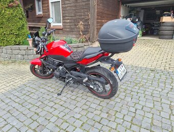 Yamaha XJ6 - 2