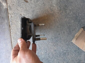 Silentblok prevodovky Nissan navara d40, pathfinder r52 - 2