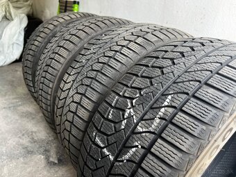 235/40 R19 GoodRide Zimné - 2