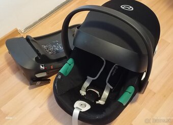 Cybex aton B2 i-size a základňa - 2