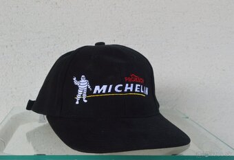 Predám kvalitnú nastavilnu šiltovku Michelin - 2