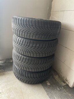 skoda themisto 225/40r18 - 2