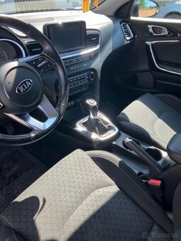 KIA CEED SW 1.4 T-GDi M6 GOLD r.v.:2019 - 2