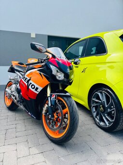 Cbr 1000 rr Fireblade Repsol - 2