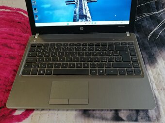 HP ProBook. 13,3".SSD 256 GB. RAM 16 GB. Baterka dobrá. - 2