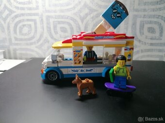 Lego zmrzlinárske auto 60253 - 2