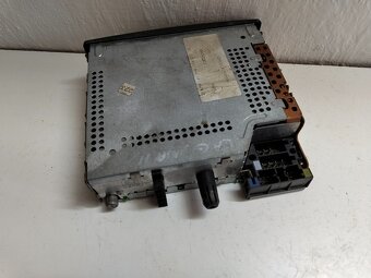 autorádio renault laguna 8200063200 30€ - 2