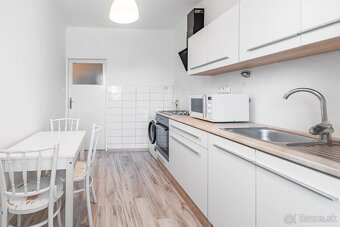 Na prenájom | 1 izbový byt - Trenčianska | Nivy - 2