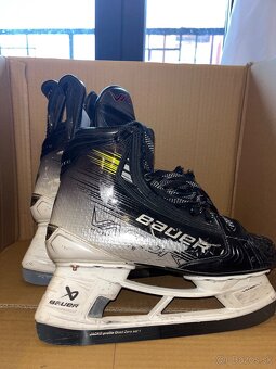 Hokejove korčule - 2