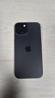 Predám čierny iPhone 15 128GB TOP stav - 2