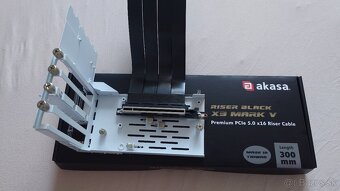 Vertical GPU mounting. Vertikálny držiak grafickej karty - 2