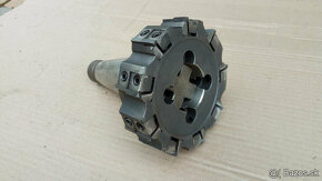 Predám frézovacie hlavy, nozovy drziak a prizmu. - 2