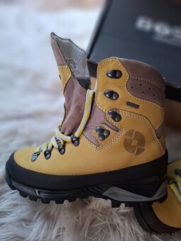 Turisticka obuv BOSP - 2