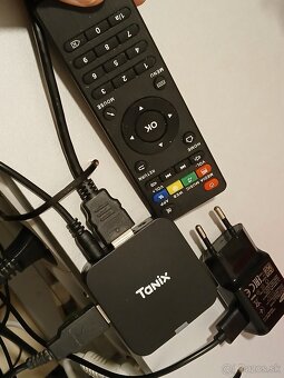 Predám nove android  boxy RAM+ROM 2GB +16 GB za 35 eur - 2