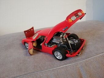 1:18 FERRARI 250 LeMans - 2