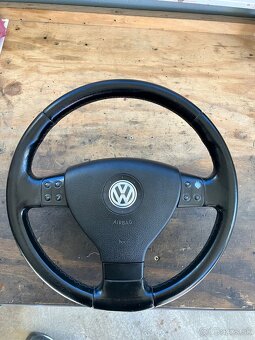 Multifunkčný kožený volant Volkswagen - 2