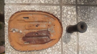 Podsedlovy plech Jawa 555 - 2