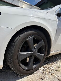 Elektróny 205/50 R17 - 2