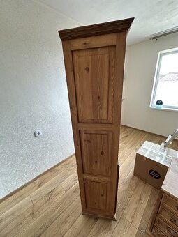 Skriňa v rustikalnom štýle - 2