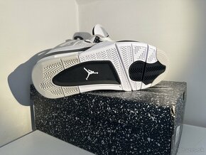 Jordan 4 military Black - 2