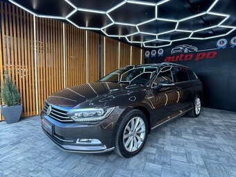 Volkswagen Passat Variant 2.0 TDI Highline 4MOTION DSG - 2