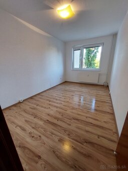 Prenajmem 2-izbový byt v Seredi - 2