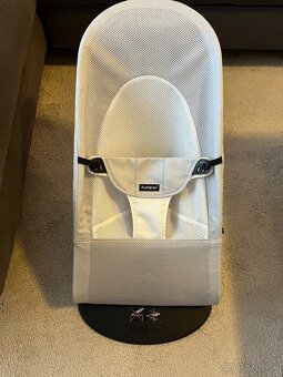 Babybjörn lehátko - 2