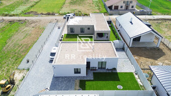 Zariadená moderná novostavba 4i RD - Cestice 14 min od KE - 2