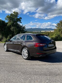 Škoda Superb III combi 2.0tdi 4x4 WEBASTO - 2