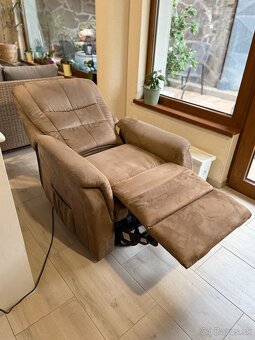 Polohovateľné kreslo - 2