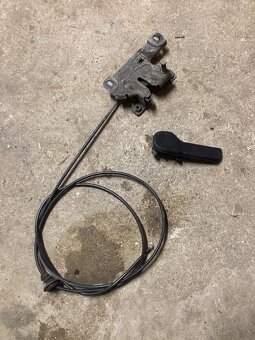 Zámok kapoty fabia 1 - 2