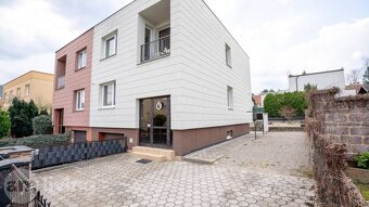 TOP LOKALITA - 4 izbový rodinný dom - Nová Dubnica - 2