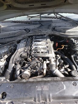 Rozpredám Bmw e60 530d - 2