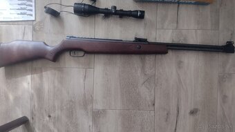 Vzduchovka Hammerli Hunter 900 - 2