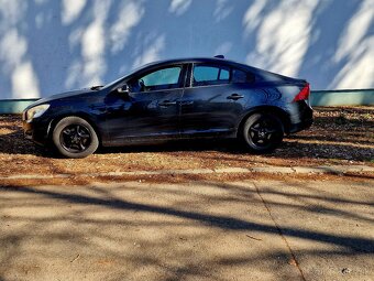 Volvo S60 Drive - 2