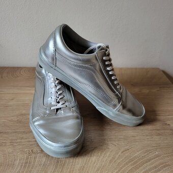 Topanky Vans - 2