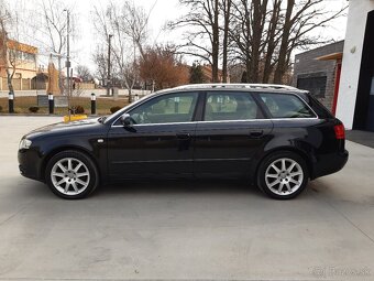 Audi A4 Avant 2.0 TDI Premium - 2