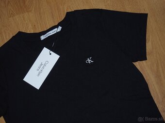 Calvin Klein dámske čierne tričko - 2