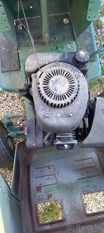 Predám traktor s vlečkou - 2