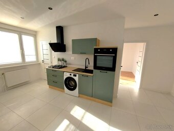 Pekný 3.izbový byt po kompletnej rekonštrukcii, 65m2, ul. D - 2