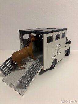 Bruder koniky - 2