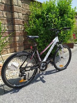 Dámsky/dievčenský bicykel 26" CTM - 2