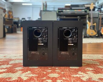 YAMAHA HS8 - 2