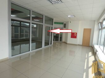 NA PRENÁJOM KOMERČNÝ PRIESTOR (88m2) V CENTRE SENICE - 2